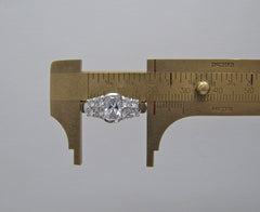 OVAL SHAPE DIAMOND ENGAGEMENT RING SETTING OR RING RE-MOUNTINGS