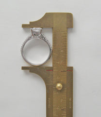 ELEGANT PRINCESS SHAPE DIAMOND ENGAGEMENT RING SETTING