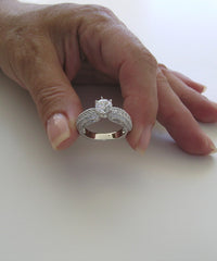 IMPORTANT ENGAGEMENT RING SETTING PAVE SET DIAMONDS