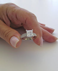 SPECIAL PRINCESS CUT DIAMOND ENGAGEMENT RING SETTING