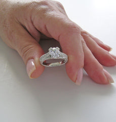 DIAMOND ENGAGEMENT RING SETTING