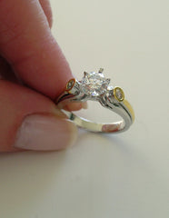 LOVELY TWO TONE CLASSIC DIAMOND ENAGEMENT RING SETTING