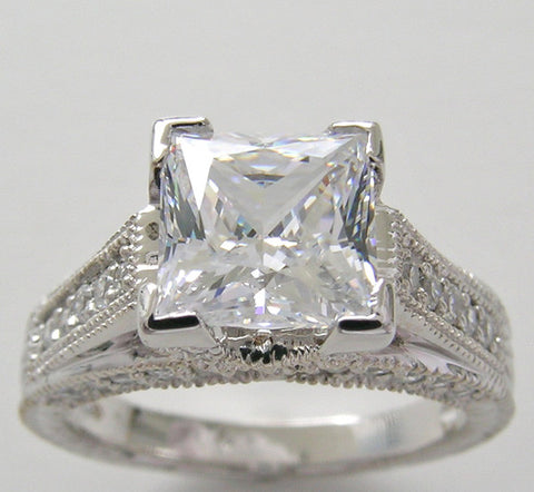 OUTSTANDING PRINCESS CUT DIAMOND RING SETTING