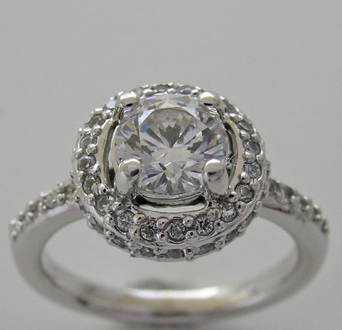 TRENDING HALO STYLE DIAMOND ENGAGEMENT RING SETTING