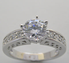 FEMININE TRADITIONAL DIAMOND ENGAGEMENT RING SETTING