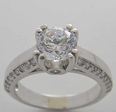 PRETTY DIAMOND STUDDED ENGAGEMENT RING SETTING