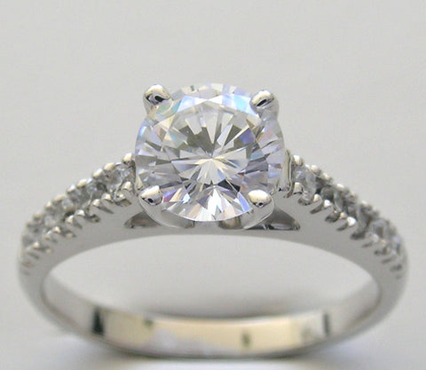 CHARMING DIAMOND ENGAGEMENT RING SETTING