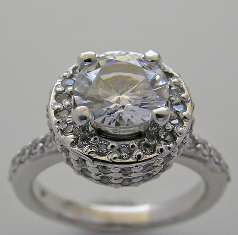 BEAUTIFUL HALO DESIGN DIAMOND ENGAGEMENT RING SETTING