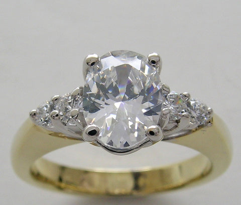 ATTRACTIVE OVAL SHAPE DIAMOND ENGAGEMENT RING SETTING