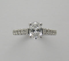 LOVELY DIAMOND OVAL SHAPE ENGAGEMENT RING SETTING