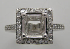 FEMININE PRINCESS CUT ENGAGEMENT RING SETTING