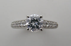 ELEGANT SOLITAIRE DIAMOND ACCENT RING SETTING