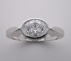 EAST WEST OVAL SHAPE STONE DIAMOND ACCENT RING SETTING