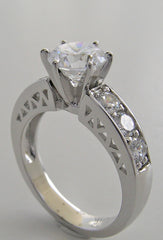 OUTSTANDING DIAMOND ENGAGEMENT RING SETTING WITH FLAIR