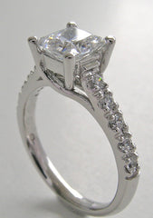 ELEGANT PRINCESS SHAPE DIAMOND ENGAGEMENT RING SETTING