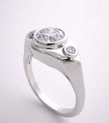 INTERESTING THREE STONE DIAMOND ENGAGEMENT RING SETTING