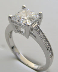 LOVELY PRINCESS CUT DIAMOND RING SETTING