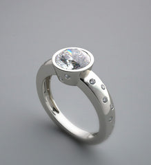 PRETTY BEZEL ENGAGEMENT RING SETTING WITH FLOATING DIAMONDS