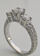 SPECIAL THREE STONE DIAMOND RING SETTING