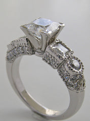 ANTIQUE STYLE UNIQUE DIAMOND ENGAGEMENT RING MOUNTING