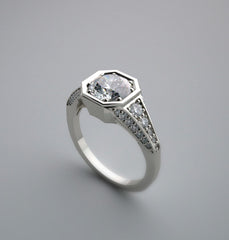 INTERESTING ART DECO ANTIQUE STYLE DIAMOND ACCENTED RING SETTING