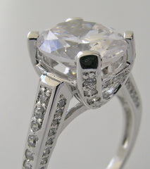 LARGE IMPORTANT OVAL SHAPE DIAMOND ACCENT ENGAGEMENT RING SETTING