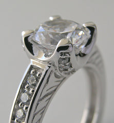 TRADITIONAL ENGRAVED ROUND DIAMOND ENGAGEMENT RING SETTING