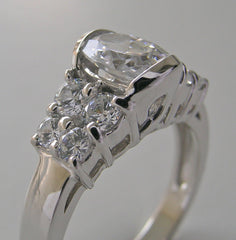 OVAL SHAPE DIAMOND ENGAGEMENT RING SETTING OR RING RE-MOUNTINGS