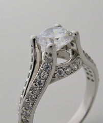 PRETTY SPLIT SHANK DIAMOND ACCENTED ENGAGEMENT RING SETTING