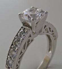 GOLD OR PLATINUM CLASSIC DIAMOND ACCENTED ENGAGEMENT RING SETTING