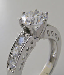 OUTSTANDING DIAMOND ENGAGEMENT RING SETTING WITH FLAIR