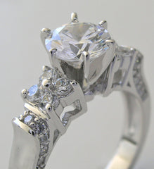 VERSATILE AND ELEGANT PAVE DIAMOND ENGAGEMENT RING MOUNTING