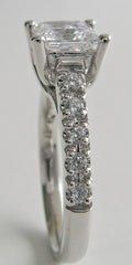 ELEGANT PRINCESS SHAPE DIAMOND ENGAGEMENT RING SETTING
