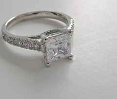 ELEGANT PRINCESS SHAPE DIAMOND ENGAGEMENT RING SETTING