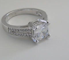 ENGAGEMENT RING SETTING WITH SPLIT DIAMOND SHANK