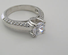 PRETTY DIAMOND STUDDED ENGAGEMENT RING SETTING