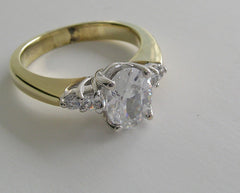 ATTRACTIVE OVAL SHAPE DIAMOND ENGAGEMENT RING SETTING