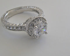 DIAMOND HALO ACCENT ENGAGEMENT RING SETTING