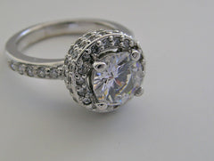 BEAUTIFUL HALO DESIGN DIAMOND ENGAGEMENT RING SETTING