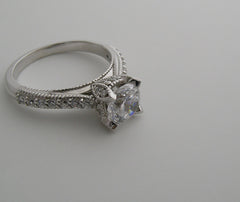 ENGAGEMENT RING SETTING WITH ENCRUSTED DIAMOND DETAILS