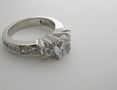 RING SETTING FOR ENGAGEMENT RINGS THREE STONE DESIGN