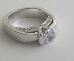 CONTEMPORARY DIAMOND ENGAGEMENT RING SETTING