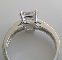 SPECIAL PRINCESS CUT DIAMOND ENGAGEMENT RING SETTING