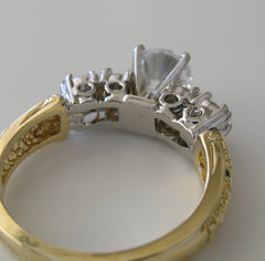 INTERSETING TWO TONE RING SETTING