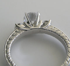 THREE STONE ENGAGEMENT RING SETTING