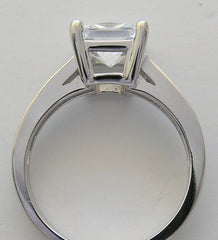 LOVELY PRINCESS CUT DIAMOND RING SETTING