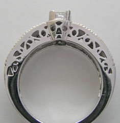 UNIQUE ENGAGEMENT RING SETTING