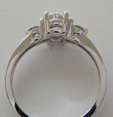 OVAL SHAPE DIAMOND RING SETTING