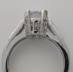 ALLURING UNUSUAL DIAMOND ENGAGEMENT RING SETTING